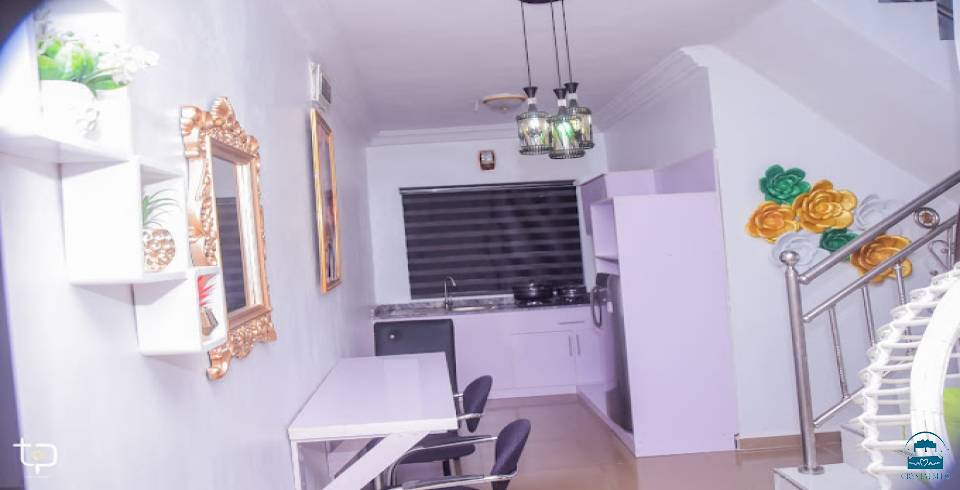 G-dvanx Apartments And Home